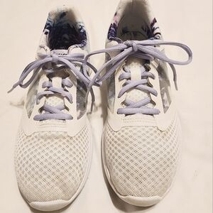 Asics "Patriot 10"  8.5 womens